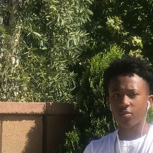 Meet your Posher, Julius